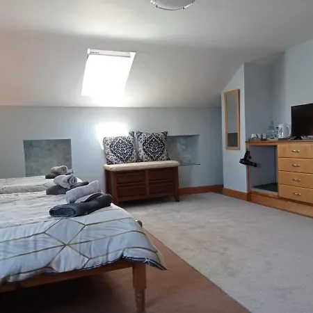Bed & Breakfast Oak Tree Lane Country *